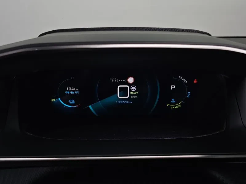 Peugeot 208 GT, снимка 8 - Автомобили и джипове - 55737360