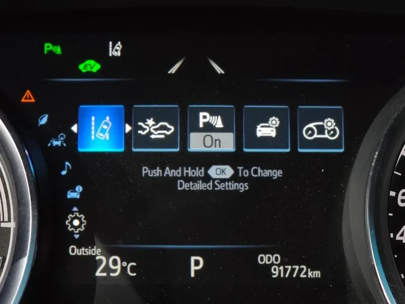 Toyota Camry 2.5 HYBRID| ���������| �������| ������� | Mobile.bg � ����������� 14