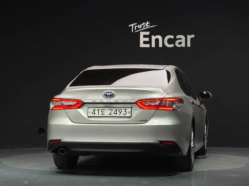 Toyota Camry 2.5 HYBRID| ���������| �������| ������� | Mobile.bg � ����������� 3