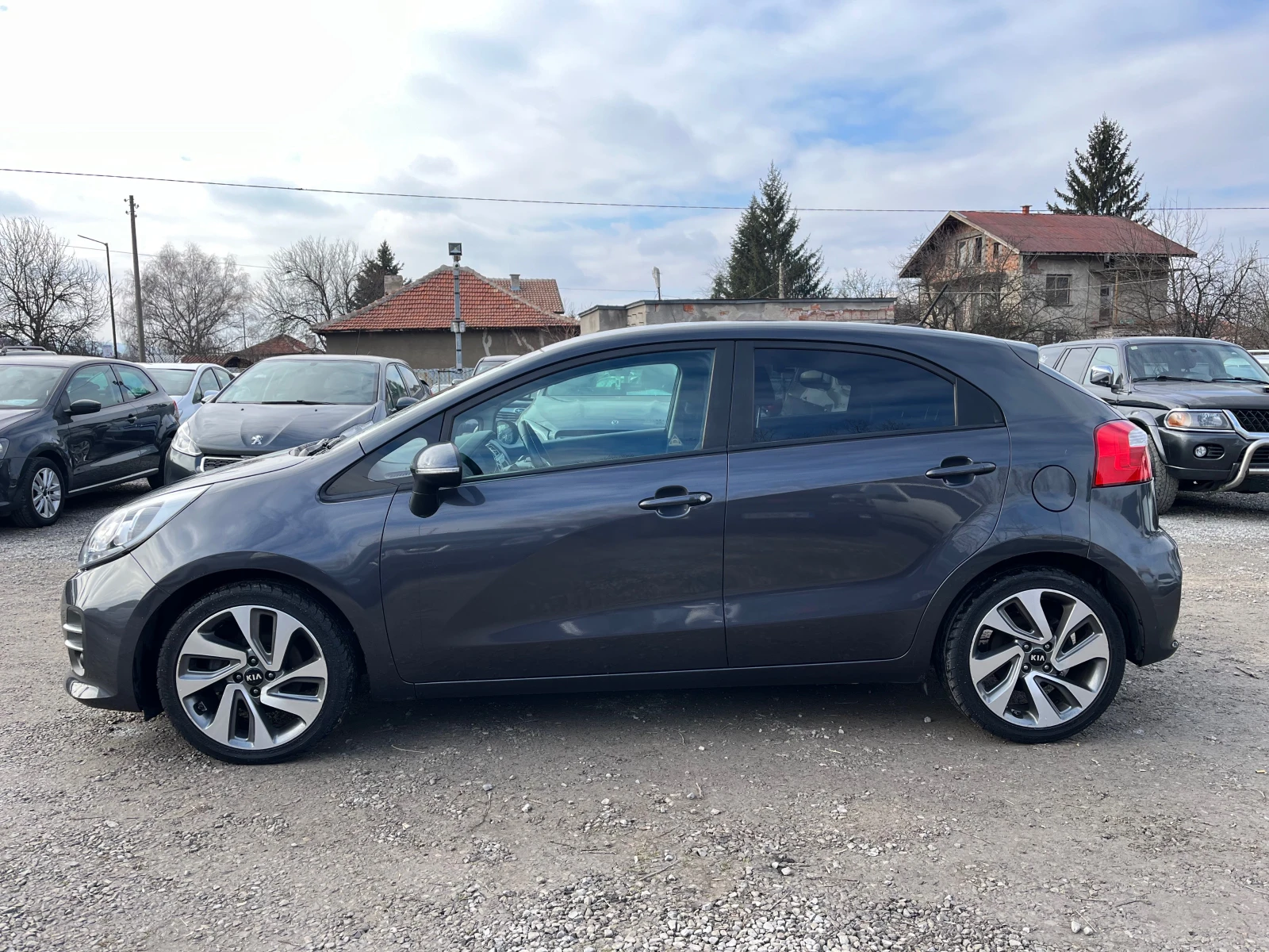 Kia Rio 1.4GRDI  68x km!!! EURO 6B - изображение 6