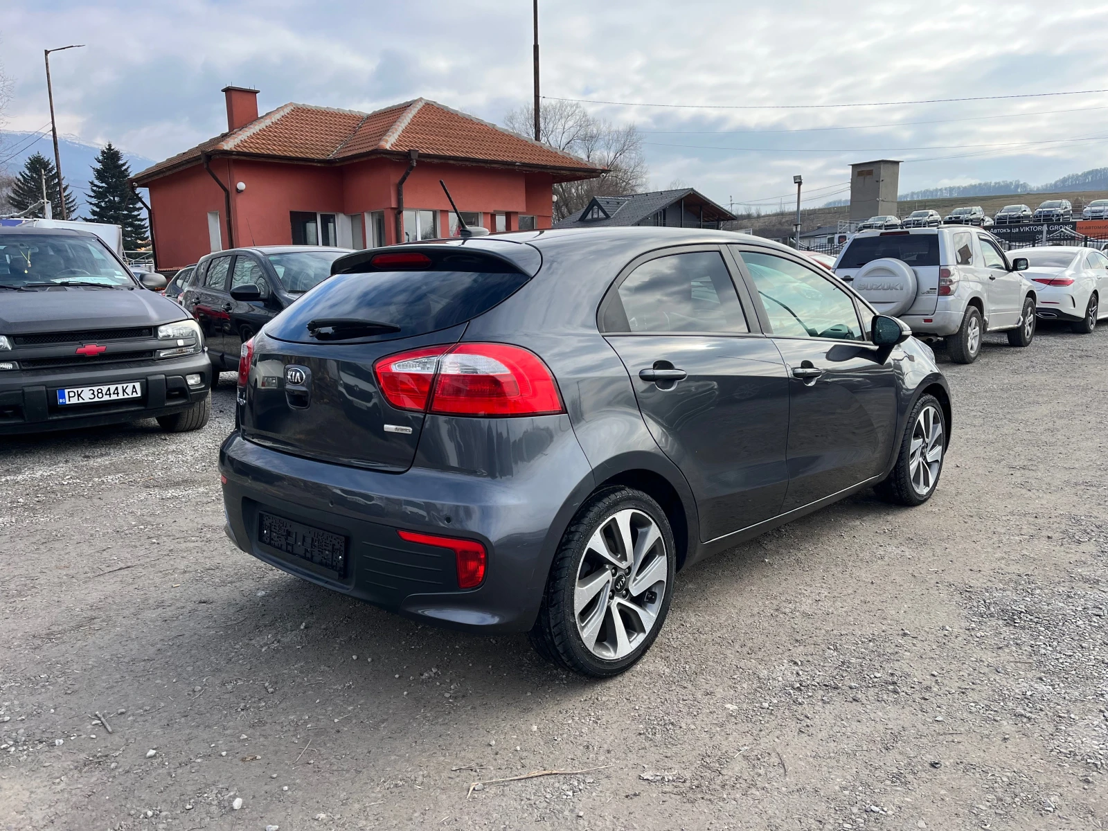 Kia Rio 1.4GRDI  68x km!!! EURO 6B - изображение 4