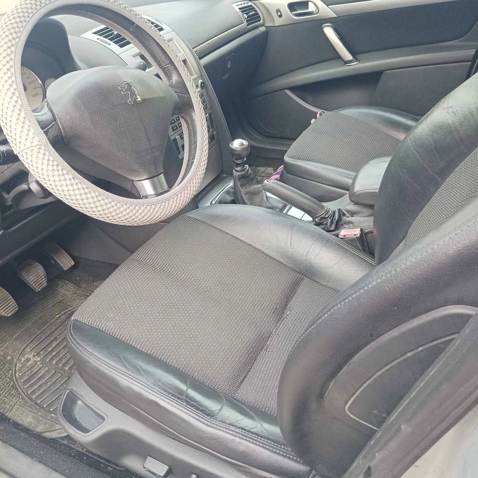 Peugeot 407 2.0HDI 136 кс КЛИМАТРОНИК РЕГИСТРИРАНО ОБСЛУЖЕНО - изображение 6