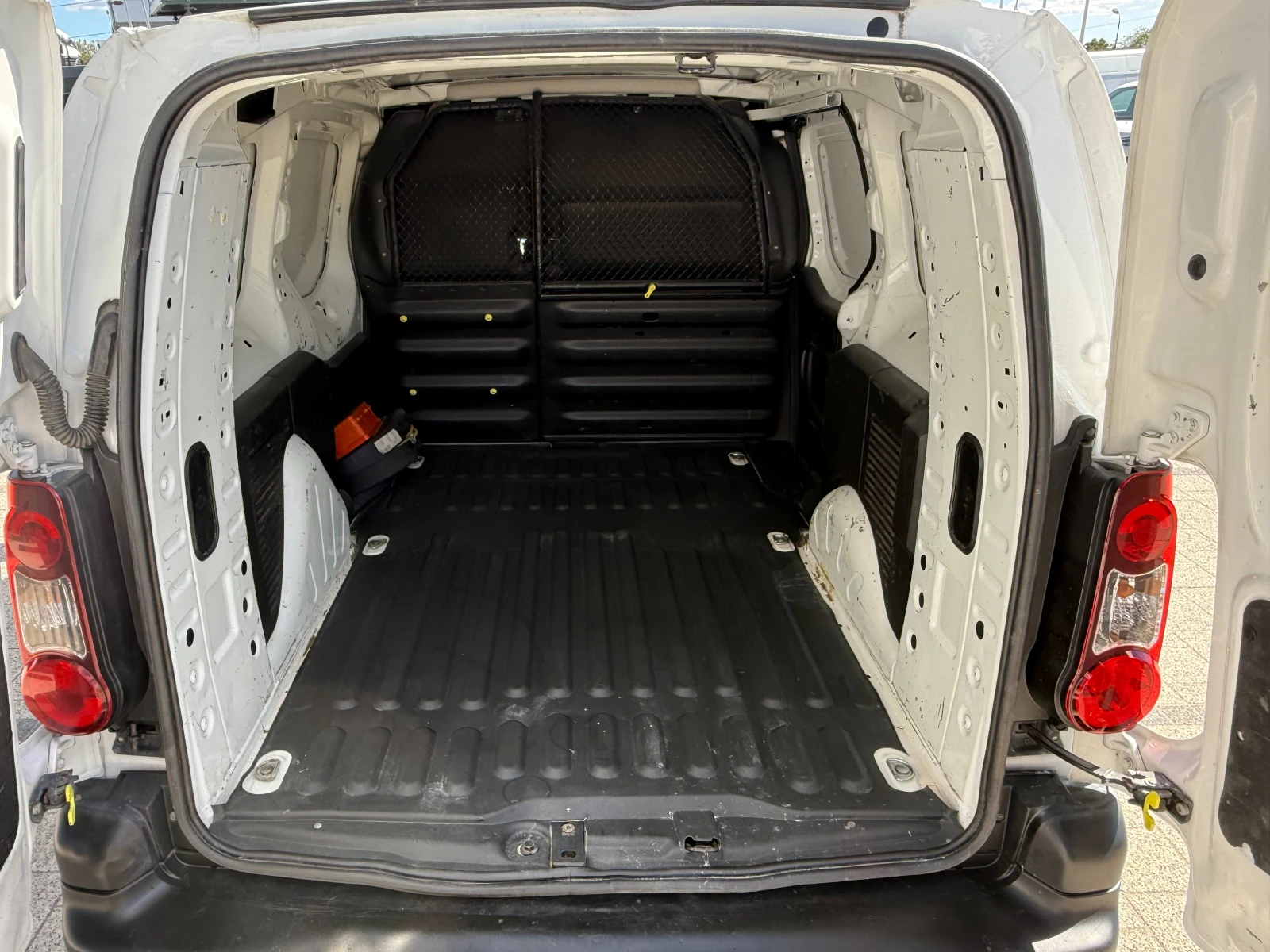 Citroen Berlingo 1.6HDI Maxi  Euro 6b | Mobile.bg   14