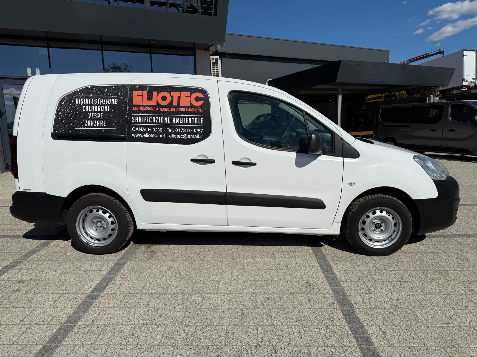 Citroen Berlingo 1.6HDI Maxi Клима Euro 6b - изображение 8
