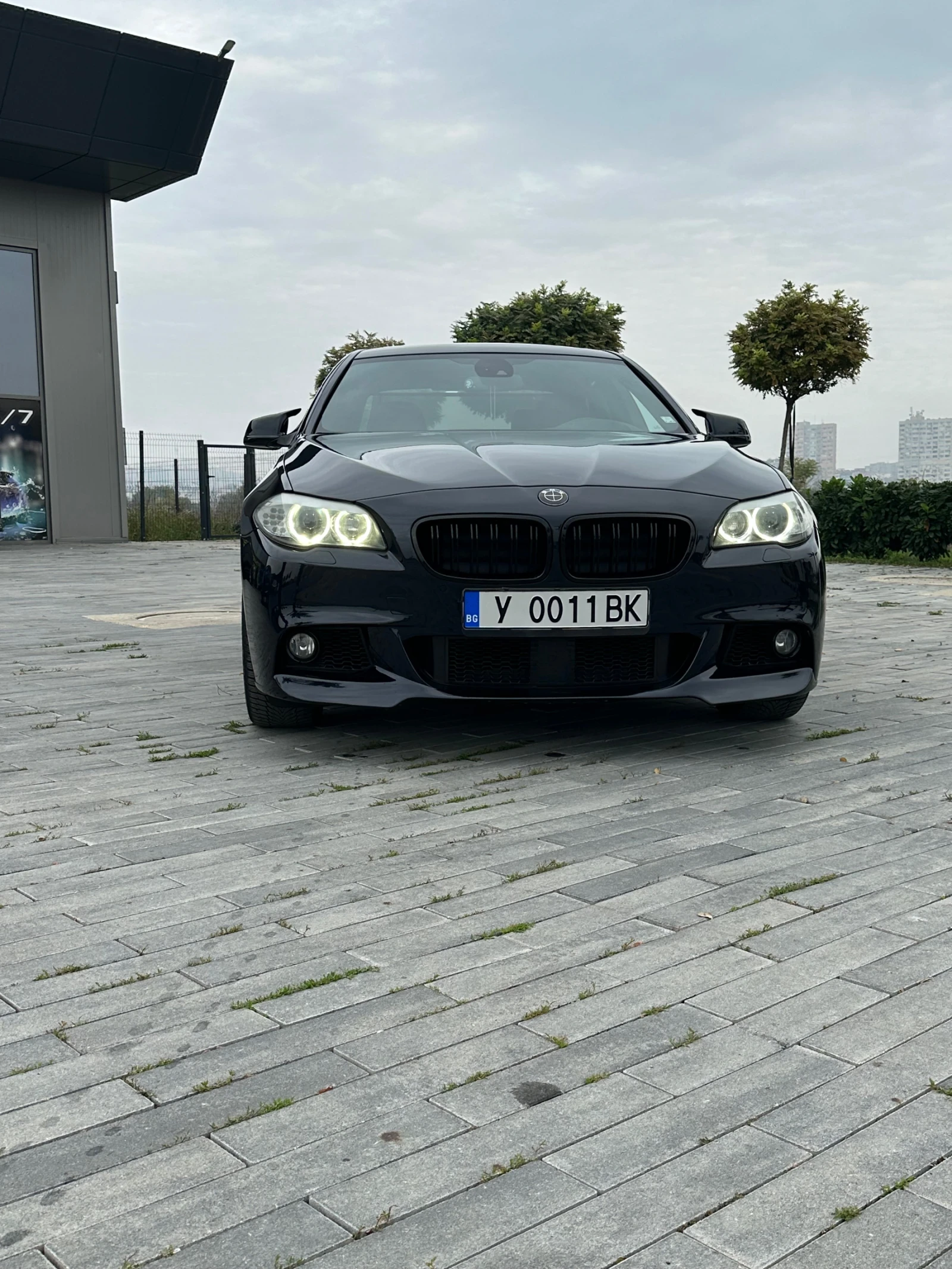 BMW 528 BMW 528i   258 к.с.   ZF автомат   Head-Up   Адапт - изображение 2