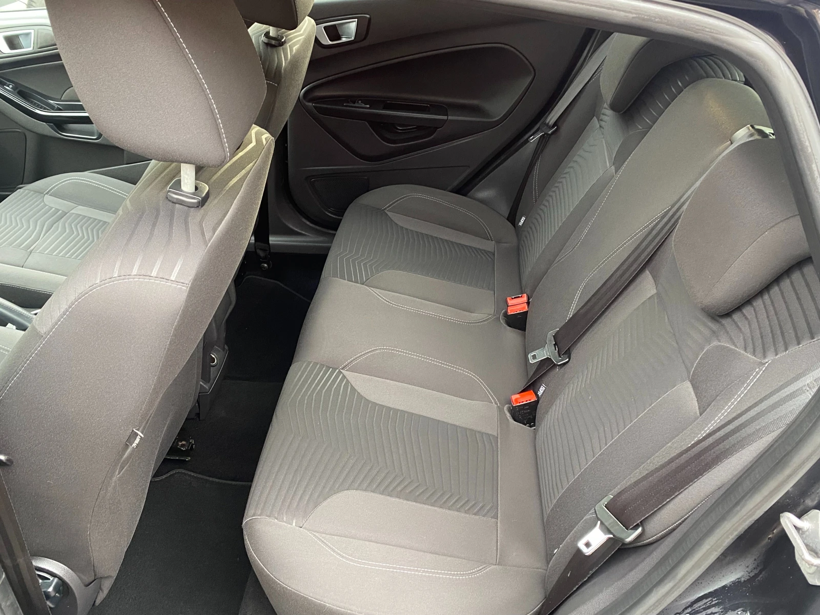 Ford Fiesta 1.5D-2014g-EURO5B-NAVI-LED-75k.s-TITANIUM-FACELIFT - изображение 10