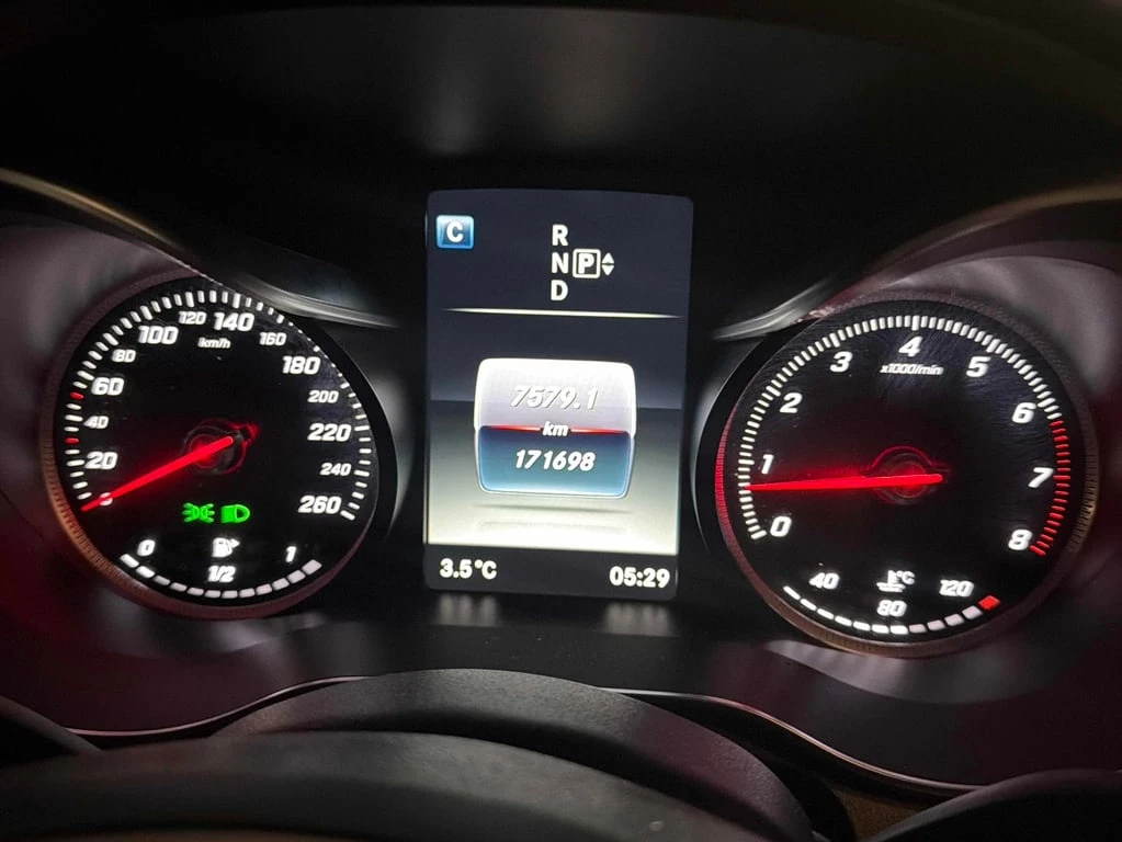 Mercedes-Benz C 300 * CARFAX * БЕЗ ПЪРВОНАЧАЛНА ВНОСКА - изображение 10