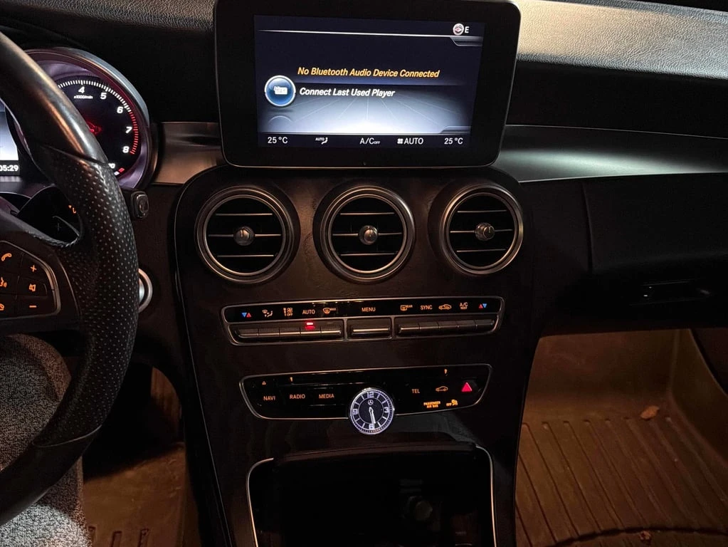 Mercedes-Benz C 300 * CARFAX * БЕЗ ПЪРВОНАЧАЛНА ВНОСКА - изображение 9