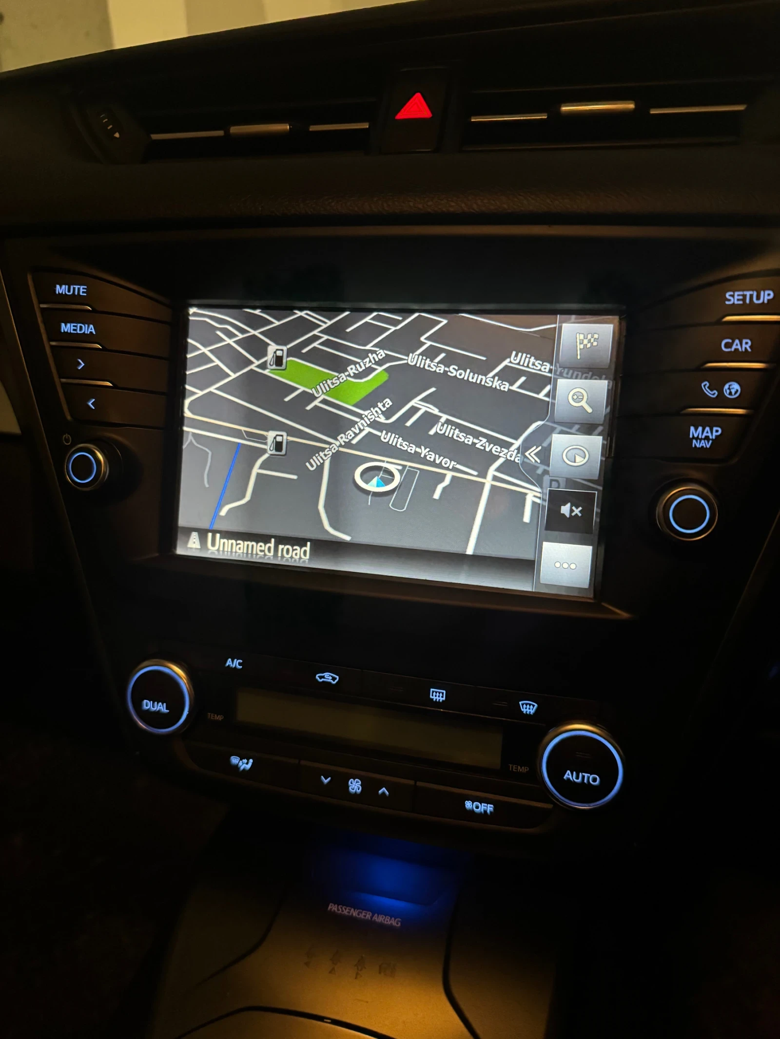 Toyota Avensis Business edition touring | Mobile.bg � ����������� 15