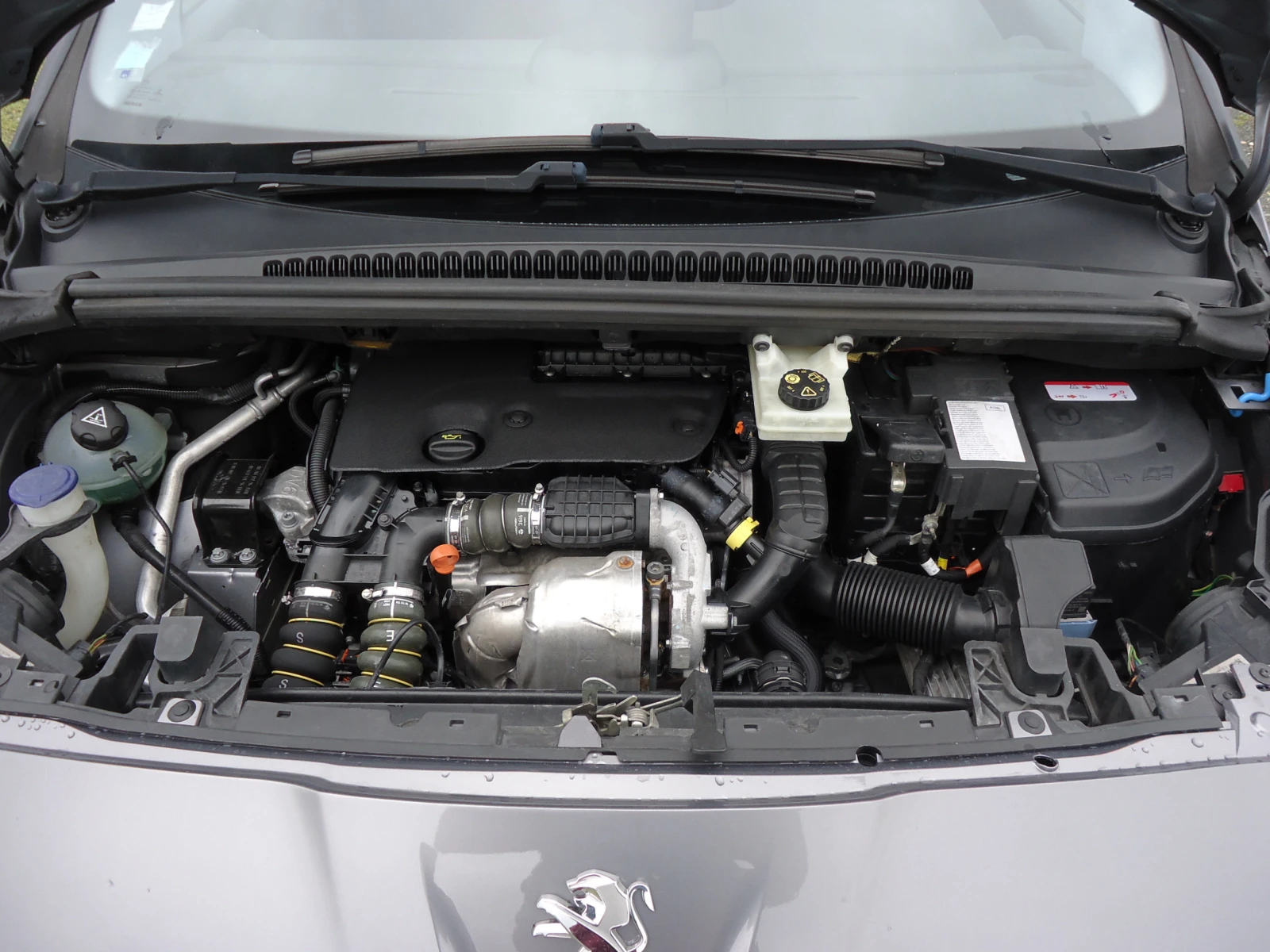 Peugeot 5008 1.6 BlueHDI 120 к.с. 144 000 км. 6+ 1, снимка 17 - Автомобили и джипове - 54081960