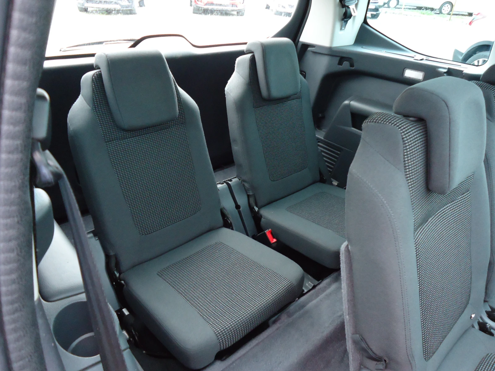 Peugeot 5008 1.6 BlueHDI 120 к.с. 144 000 км. 6+ 1, снимка 10 - Автомобили и джипове - 54081960