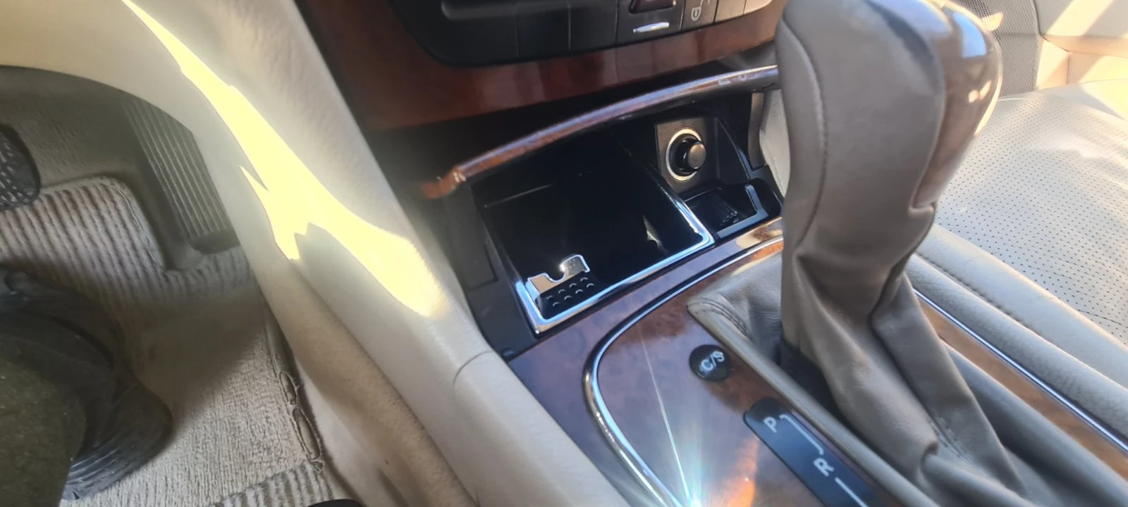 Mercedes-Benz E 270, снимка 3 - Автомобили и джипове - 54439572