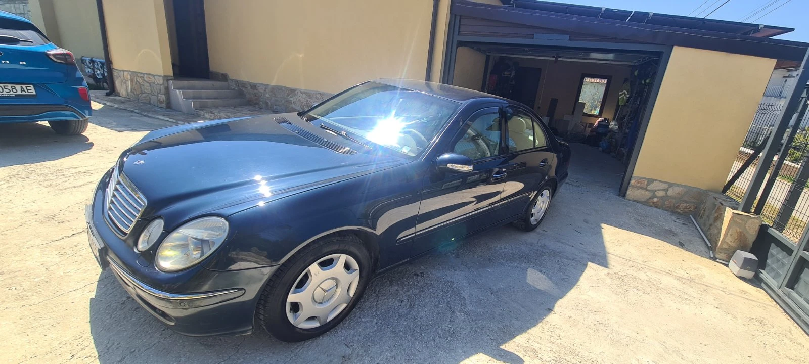 Mercedes-Benz E 270, снимка 7 - Автомобили и джипове - 54439572