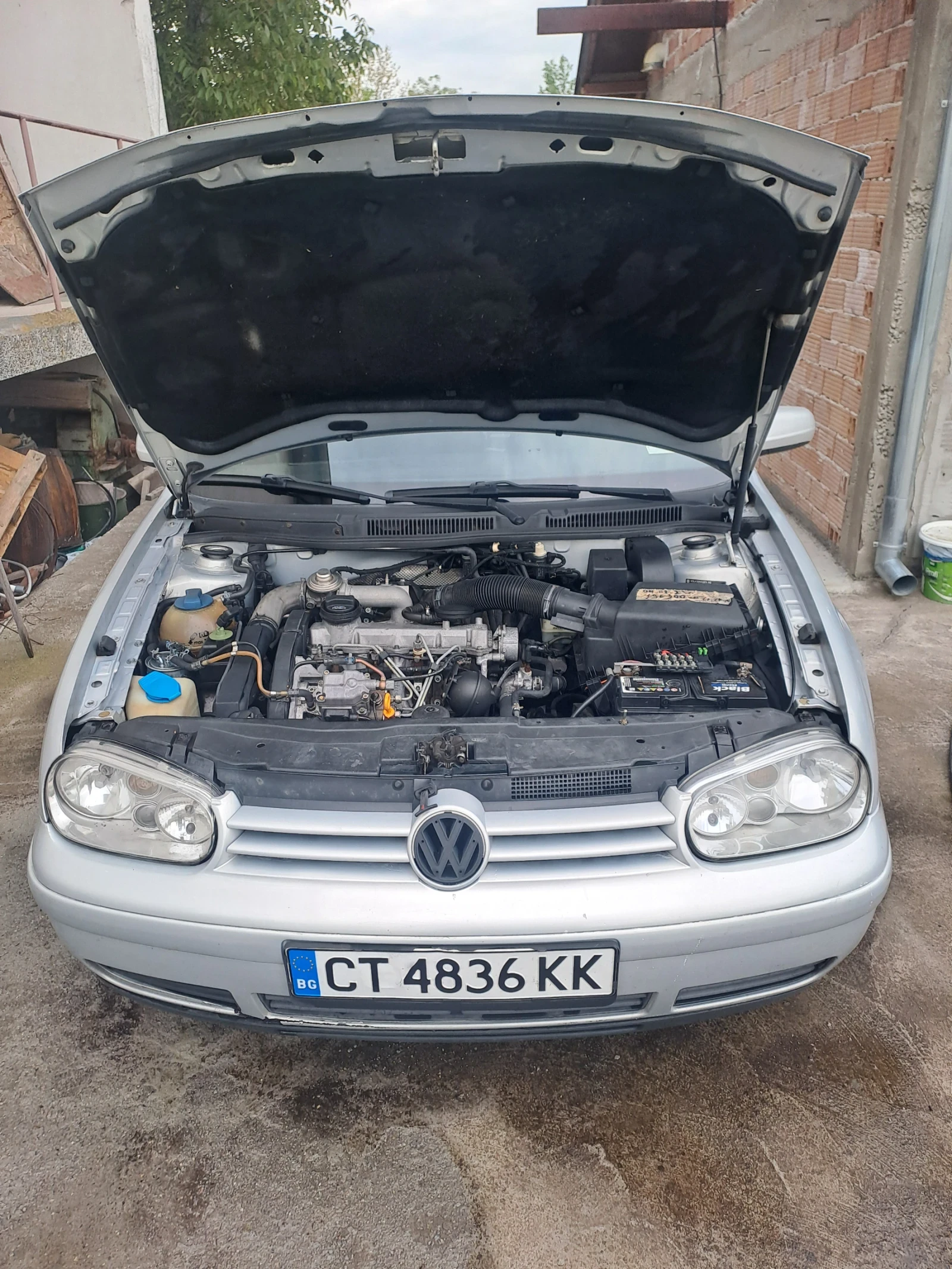 VW Golf 1.9, снимка 11 - Автомобили и джипове - 54457698