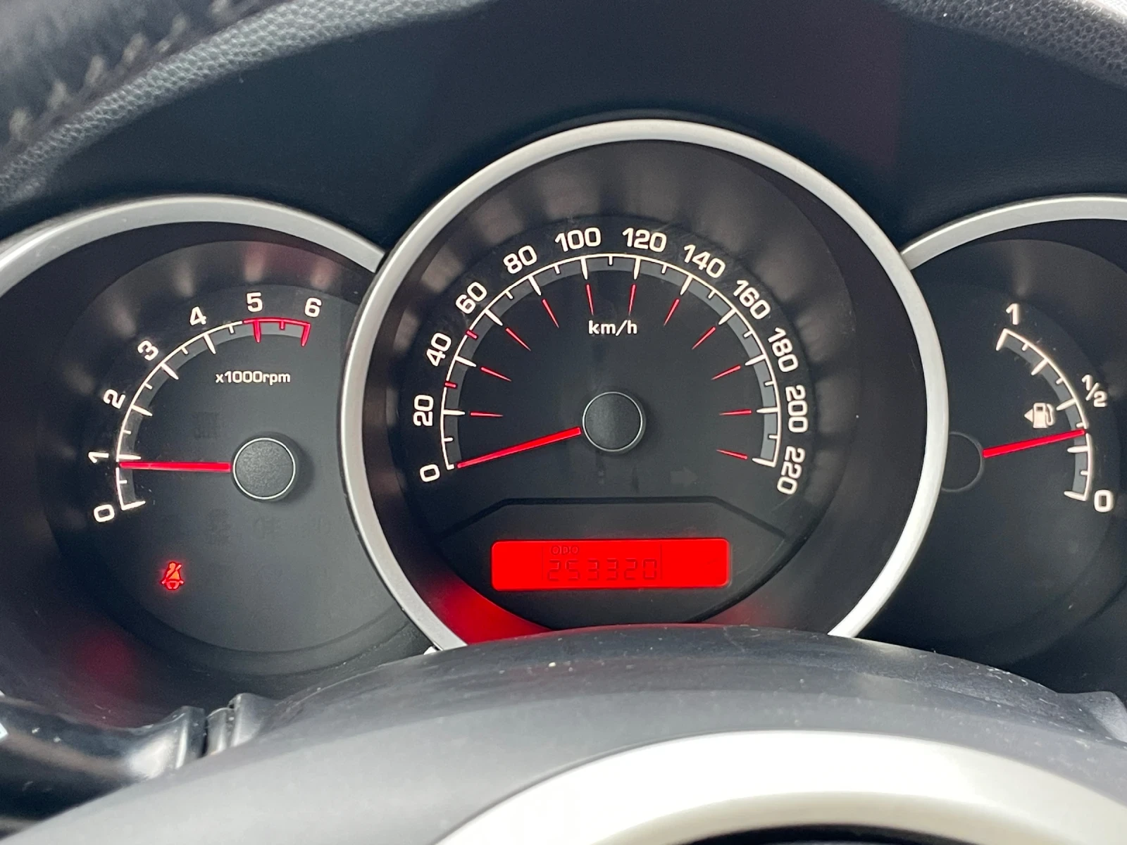 Kia Venga, снимка 12 - Автомобили и джипове - 54553960