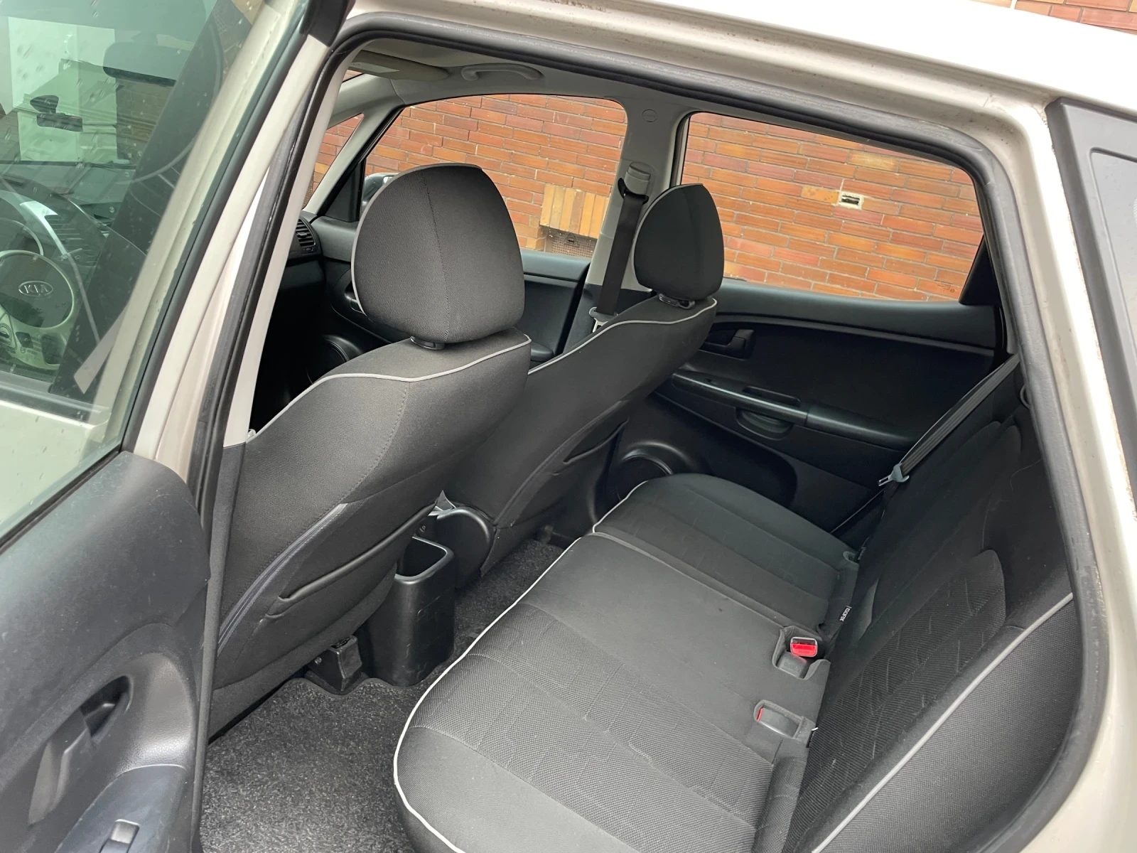 Kia Venga, снимка 8 - Автомобили и джипове - 54553960