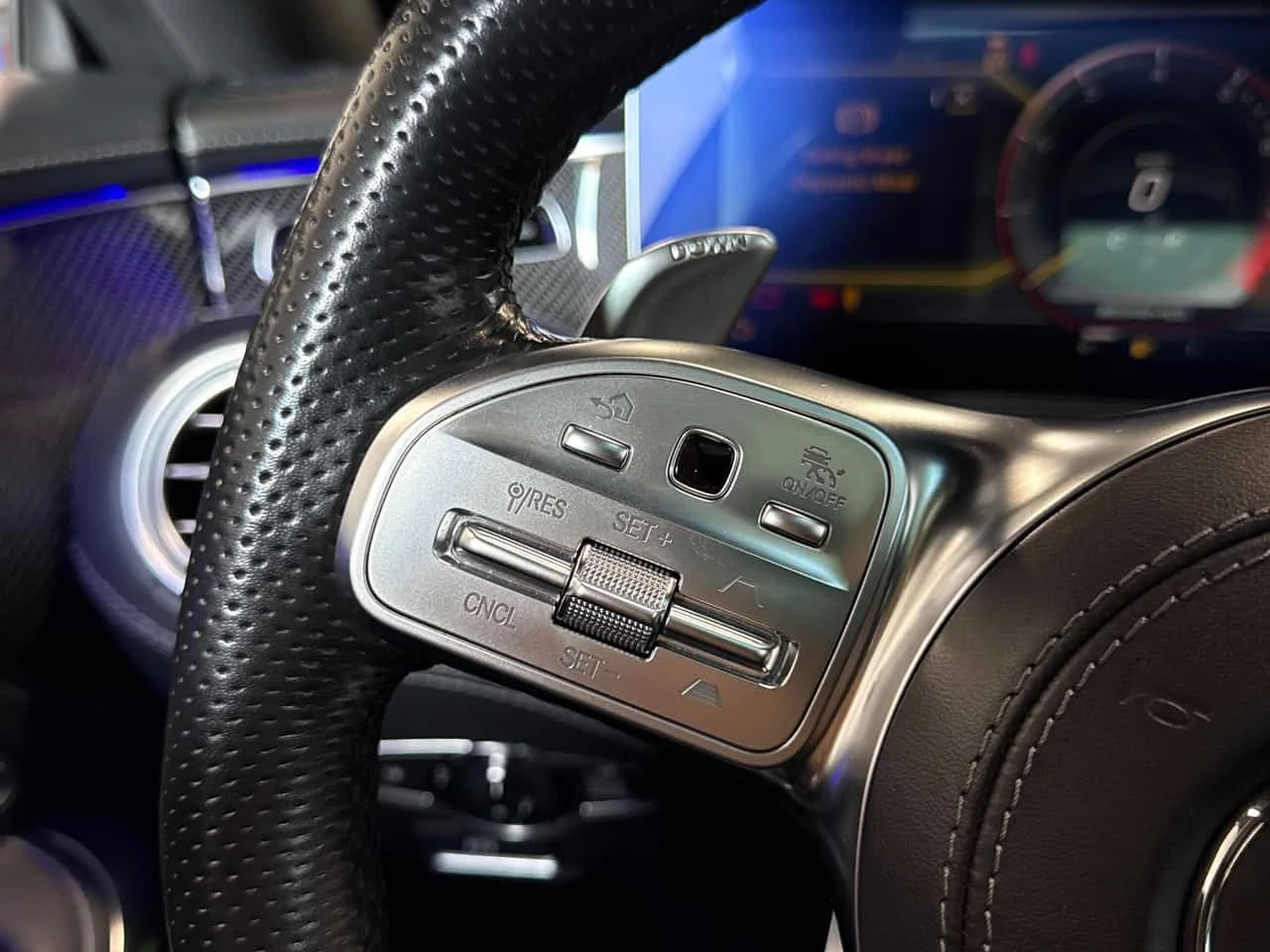 Mercedes-Benz S 63 * AMG * CARFAX * NIGHT VISION * DIS * HEAD UP, снимка 10 - Автомобили и джипове - 54636619