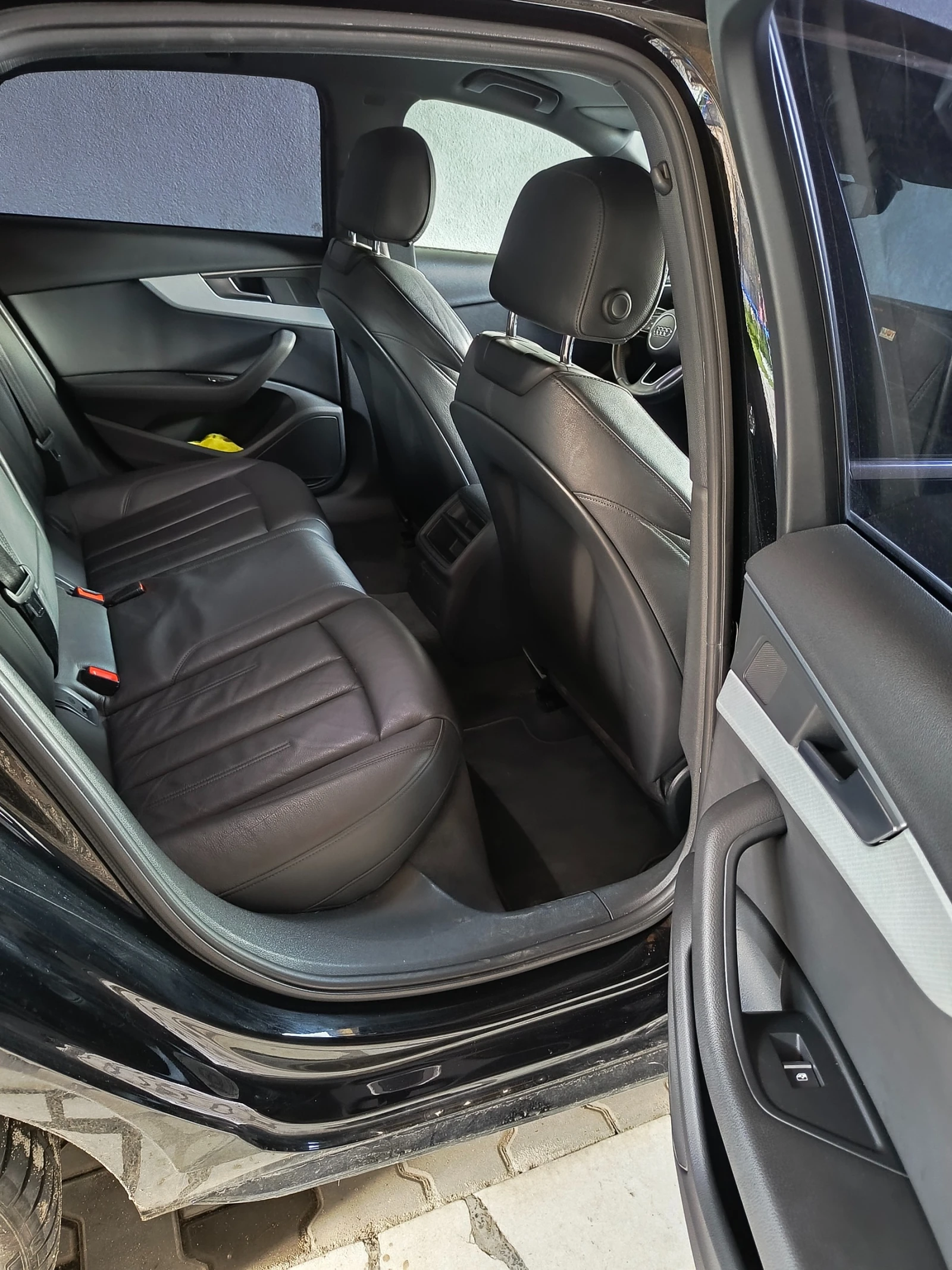 Audi A4 Quattro S-line 106000km, снимка 11 - Автомобили и джипове - 54778188