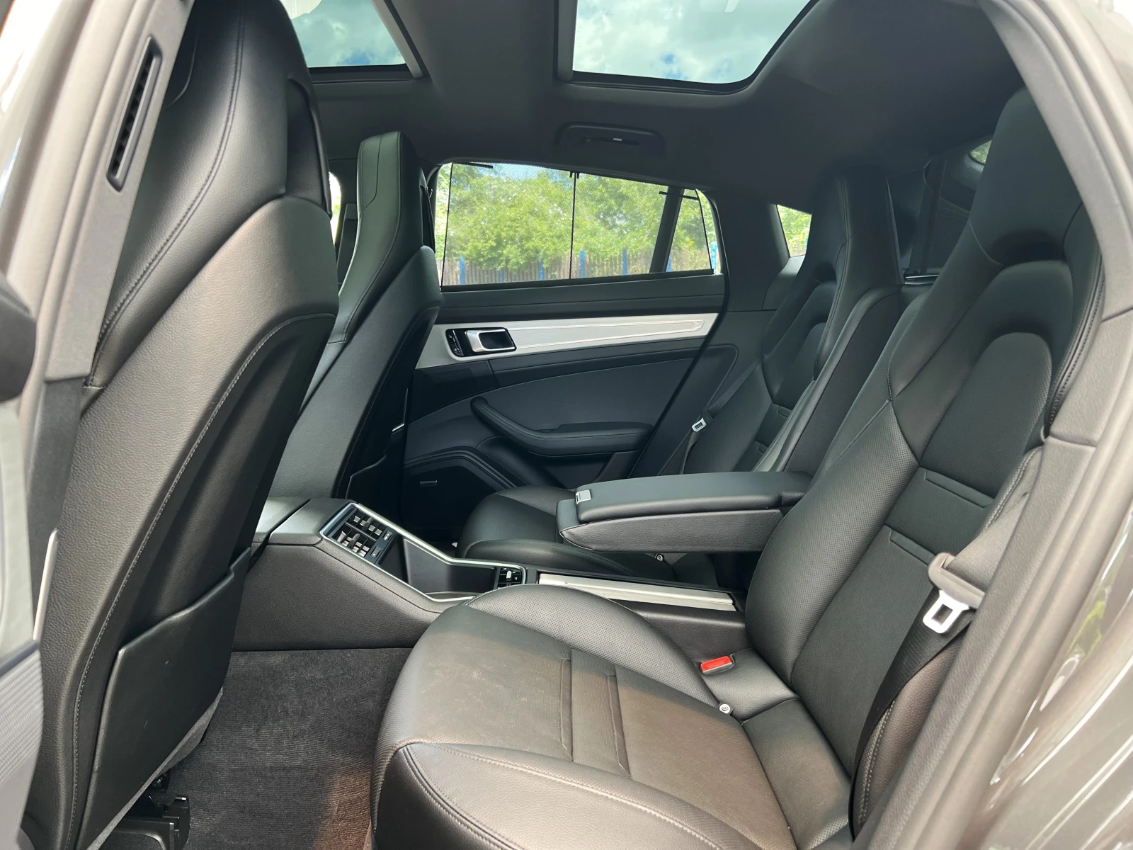 Porsche Panamera 3.0 V6 / 4-МЕСТЕН / PANO / BOSE / CAMERA / LED / , снимка 16 - Автомобили и джипове - 54787300
