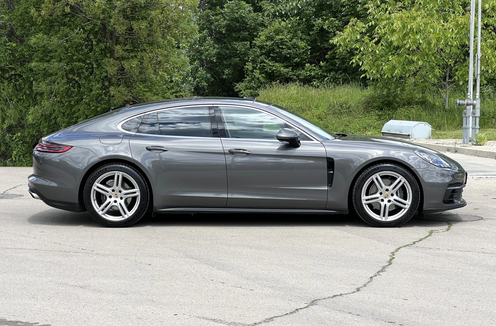 Porsche Panamera 3.0 V6 / 4-МЕСТЕН / PANO / BOSE / CAMERA / LED / , снимка 7 - Автомобили и джипове - 54787300