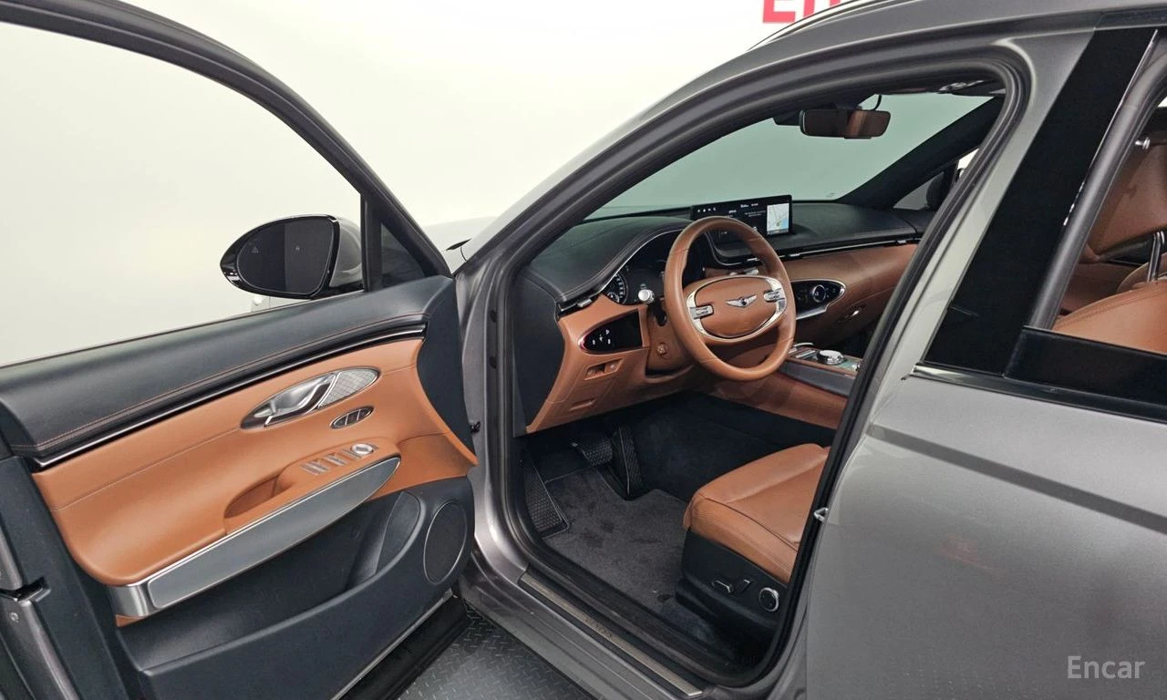 Genesis GV70 2.5T AWD* DISTRONIC* ПОДГРЕВ* ОБДУХВАНЕ* PANORAMA*, снимка 6 - Автомобили и джипове - 54878848