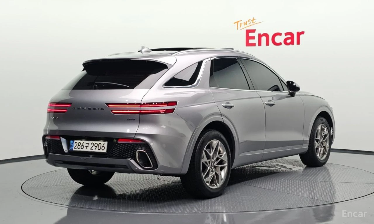 Genesis GV70 2.5T AWD* DISTRONIC* ПОДГРЕВ* ОБДУХВАНЕ* PANORAMA*, снимка 3 - Автомобили и джипове - 54878848