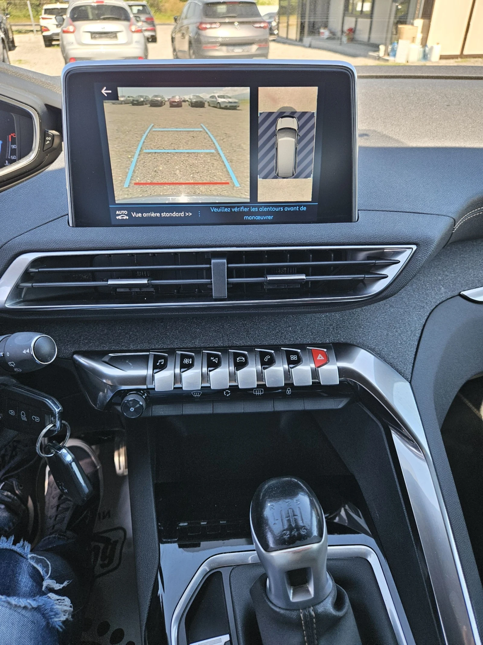 Peugeot 5008 1.5HDI GT LINE 7места FULL EXTRA, снимка 16 - Автомобили и джипове - 54932370