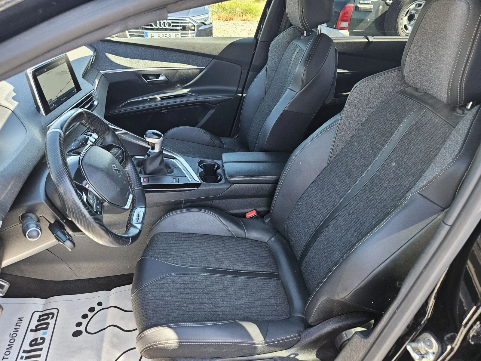 Peugeot 5008 1.5HDI GT LINE 7места FULL EXTRA, снимка 11 - Автомобили и джипове - 54932370