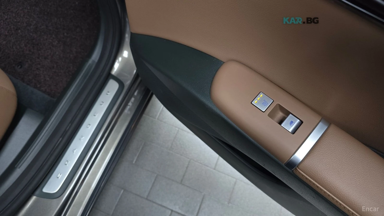 Hyundai Grandeur 2.5* PREMIUM* КОЖА* ПОДГРЕВ* NAVI* LED* КАМЕРА* , снимка 17 - Автомобили и джипове - 55235228