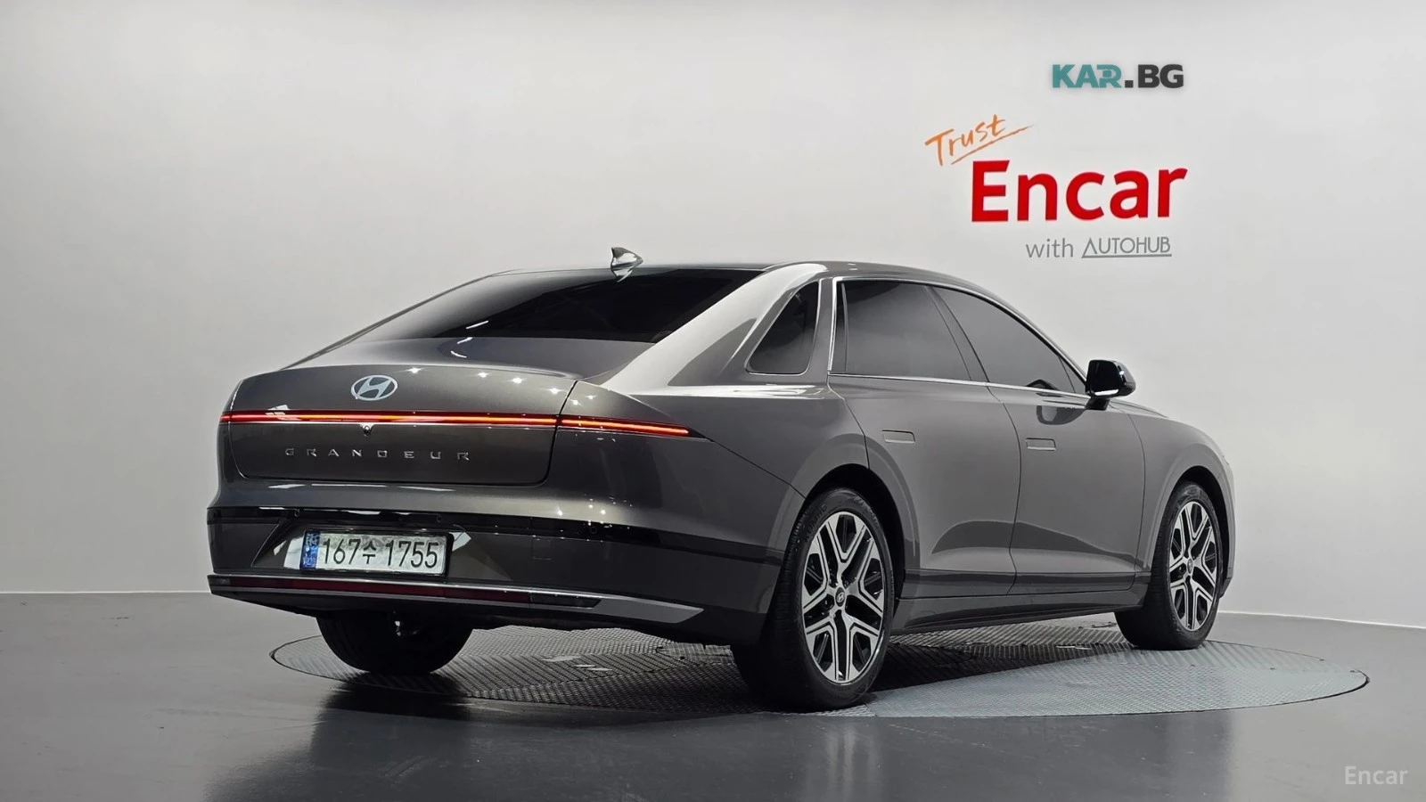 Hyundai Grandeur 2.5* PREMIUM* КОЖА* ПОДГРЕВ* NAVI* LED* КАМЕРА* , снимка 2 - Автомобили и джипове - 55235228