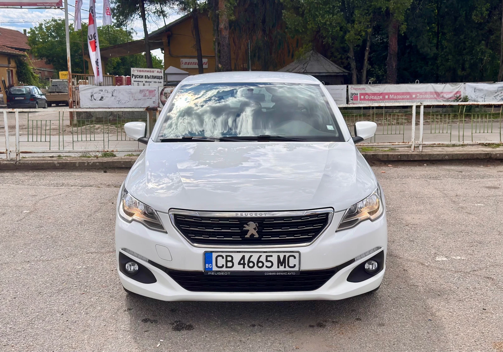 Peugeot 301 Allure 1.6 BlueHDi 100, снимка 2 - Автомобили и джипове - 55382963