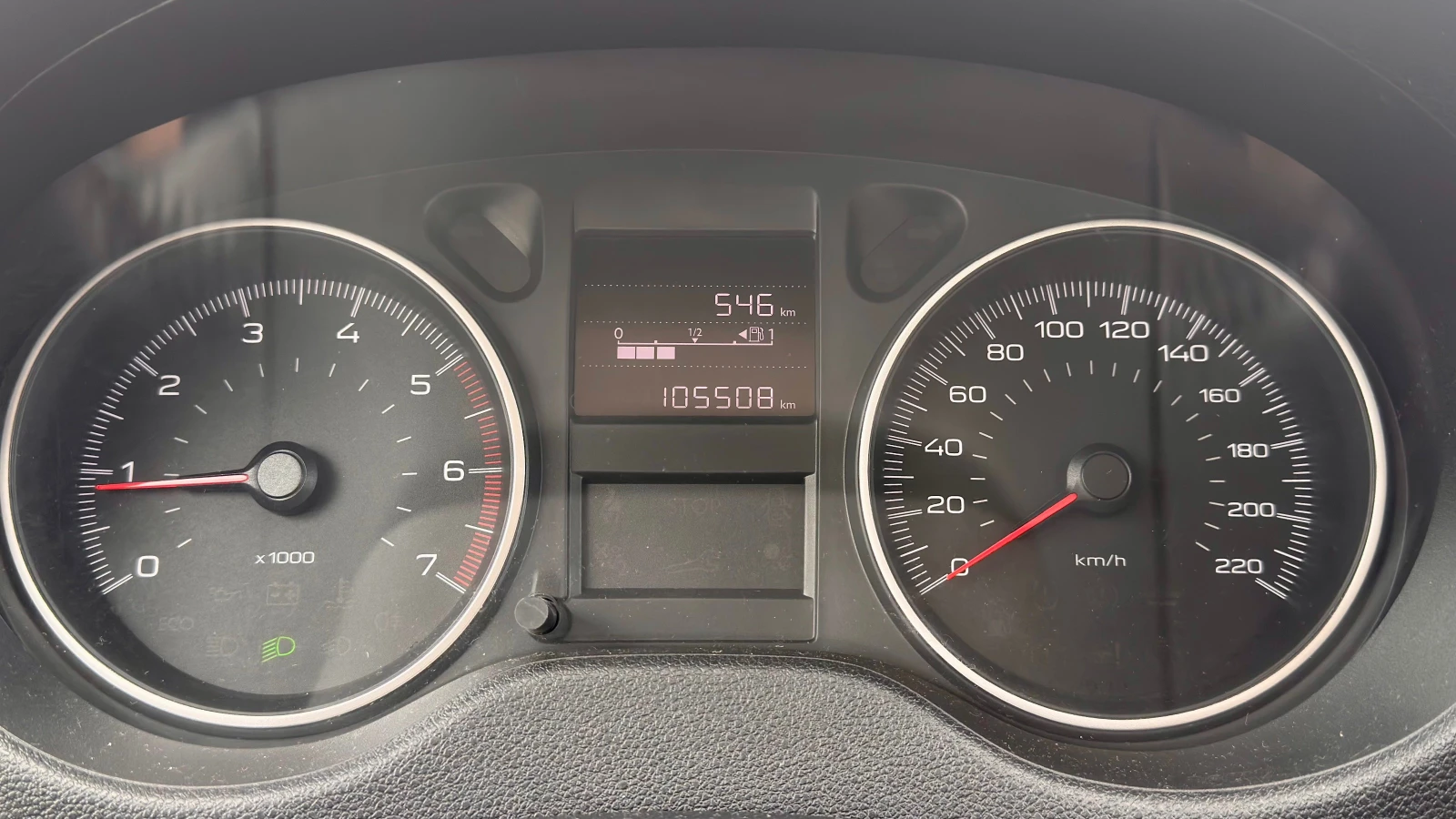 Peugeot 301 Allure 1.6 BlueHDi 100, снимка 12 - Автомобили и джипове - 55382963