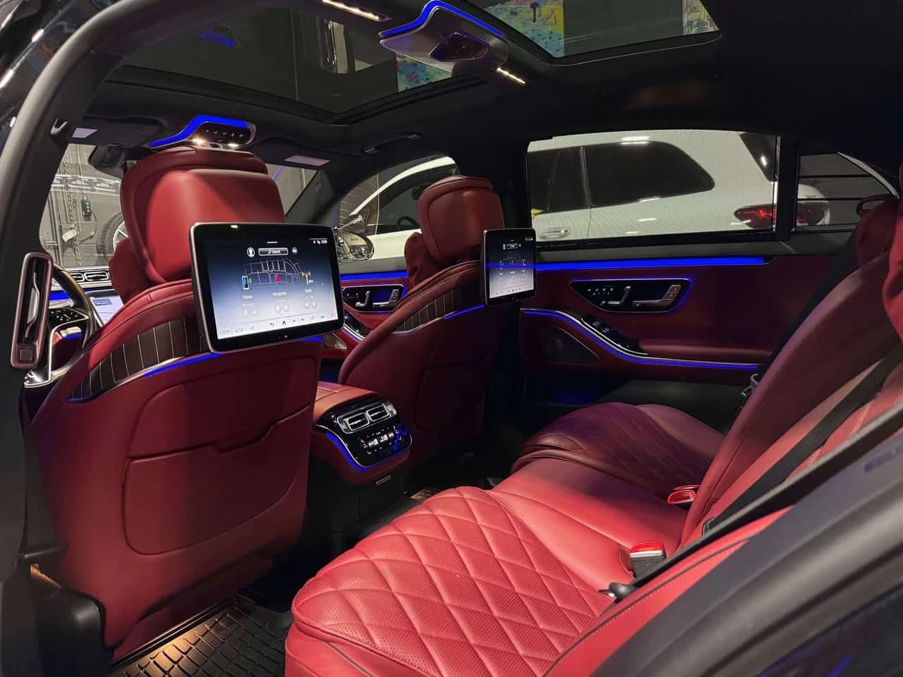 Mercedes-Benz S 580 | PREM REAR+ | NIGHT PKG | REAR ENT | HUD * , снимка 14 - Автомобили и джипове - 55492572