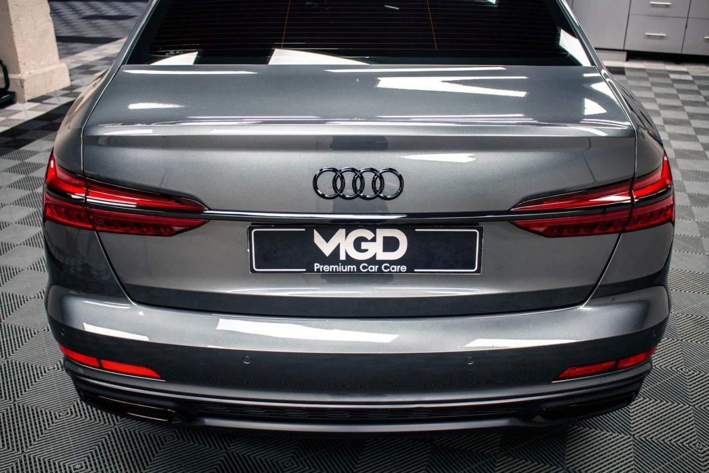 Audi A6 5.0 TDI  Mild Hybrid ГОТОВ ЛИЗИНГ, снимка 8 - Автомобили и джипове - 55522396