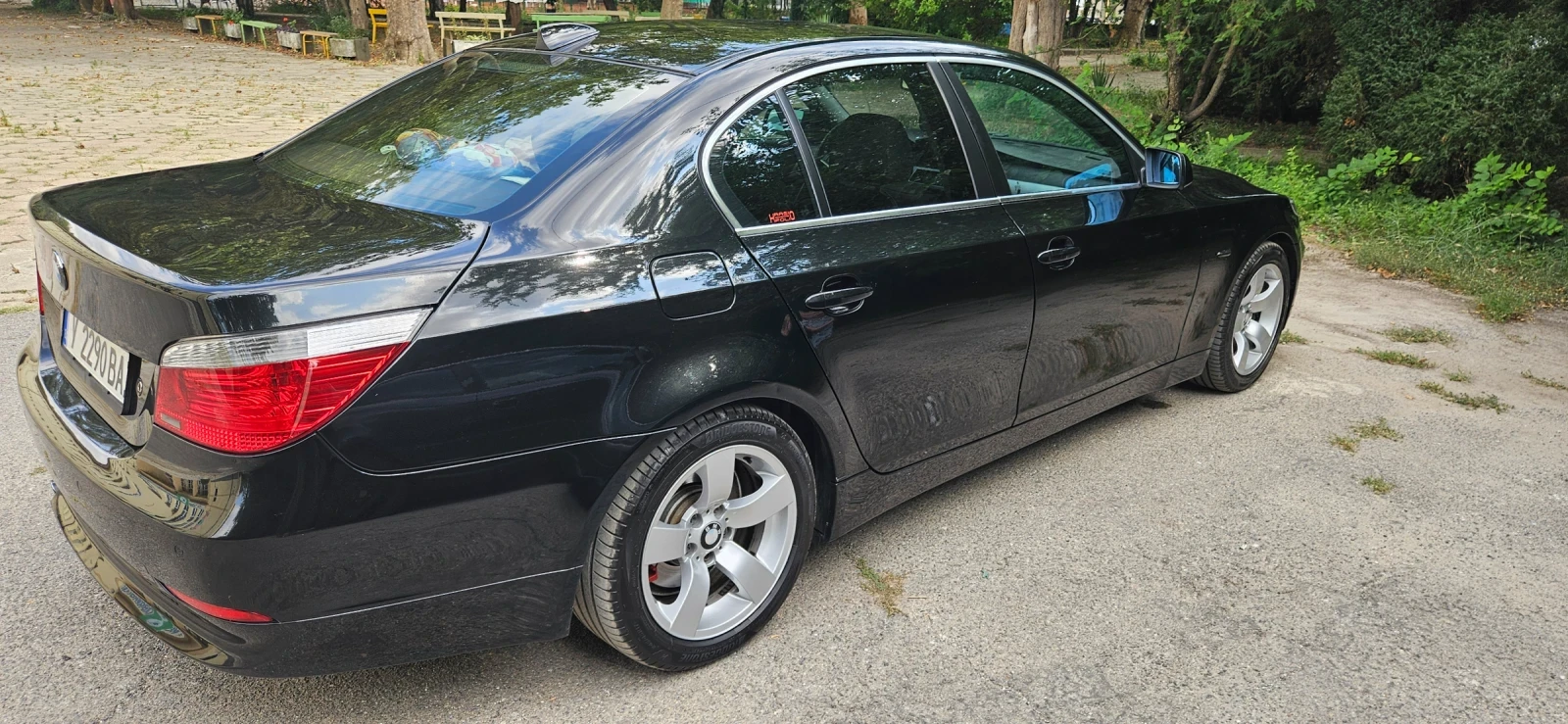 BMW 520, снимка 5 - Автомобили и джипове - 55661568
