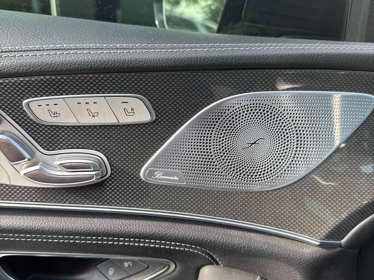 Mercedes-Benz CLS  AMG 53 / 360 / DIS / HUD / BURMESTER / ОБДУХВАНЕ, снимка 12 - Автомобили и джипове - 55767583