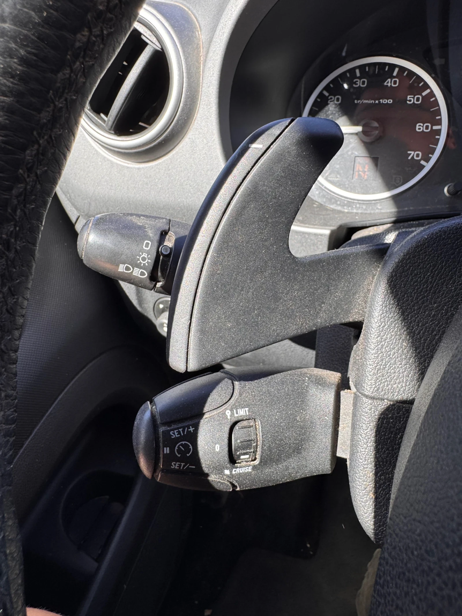 Peugeot Partner 1.6 HDI Автомат, снимка 10 - Автомобили и джипове - 55824022