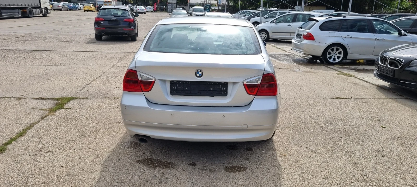 BMW 320 320D, снимка 5 - Автомобили и джипове - 56269561