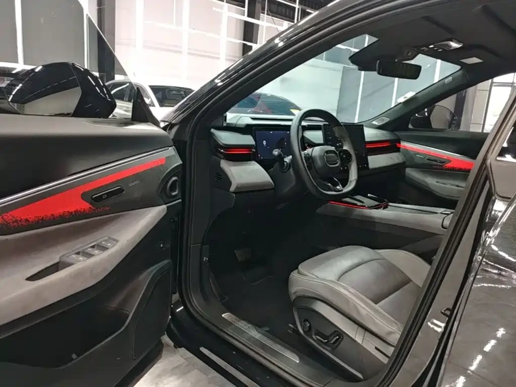 LynkCo 08 EM-P 2023 220km 4WD Performance Halo | Mobile.bg � ����������� 8