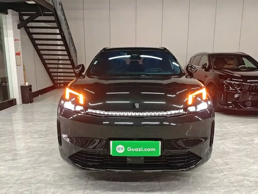 LynkCo 08 EM-P 2023 220km 4WD Performance Halo | Mobile.bg � ����������� 5