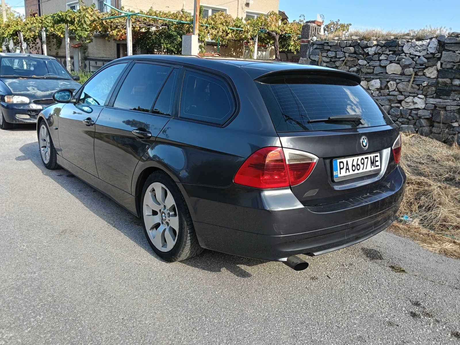 BMW 320, снимка 3 - Автомобили и джипове - 56732452
