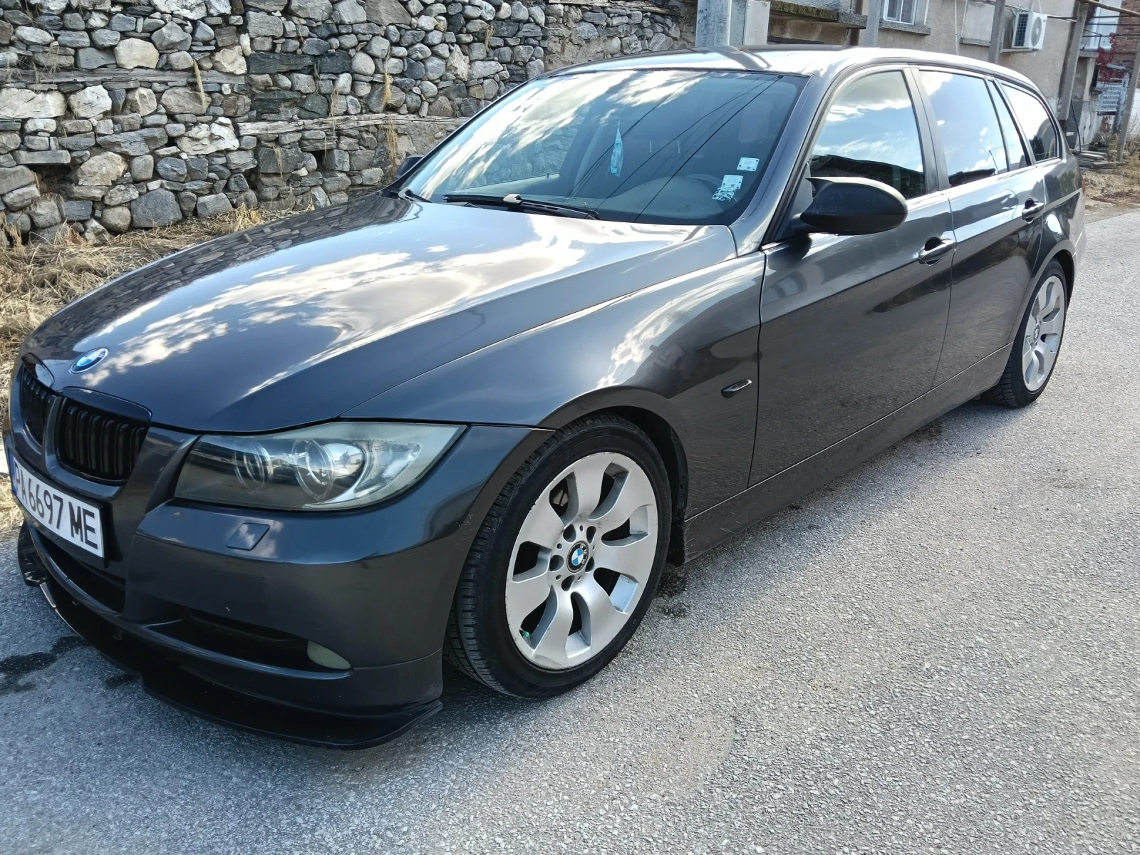 BMW 320, снимка 2 - Автомобили и джипове - 56732452
