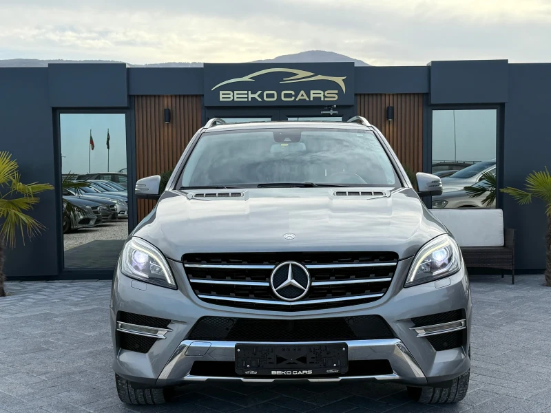 Mercedes-Benz ML 350 ML350//AMG-PACK//HARMAN-KARDON//LINE ASSIST//FULL, снимка 2 - Автомобили и джипове - 49522239