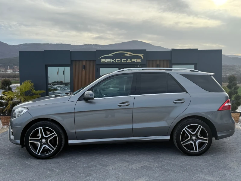 Mercedes-Benz ML 350 ML350//AMG-PACK//HARMAN-KARDON//LINE ASSIST//FULL, снимка 8 - Автомобили и джипове - 49522239