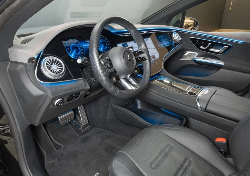 Mercedes-Benz EQE 53AMG* 4M+ * HYPERSCREEN* HEAD-UP* DISTR* BURM-4D*, снимка 8 - Автомобили и джипове - 51999289