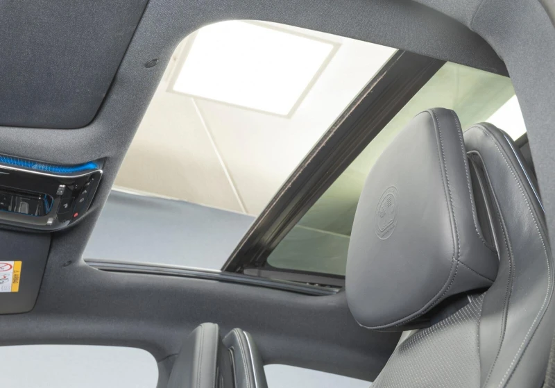 Mercedes-Benz EQE 53AMG* 4M+ * HYPERSCREEN* HEAD-UP* DISTR* BURM-4D*, снимка 9 - Автомобили и джипове - 51999289