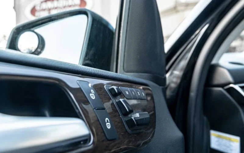 Mercedes-Benz ML 350 КУПИ СЕГА * * CARFAX * * АВТО КРЕДИТ * * , снимка 6 - Автомобили и джипове - 53049966