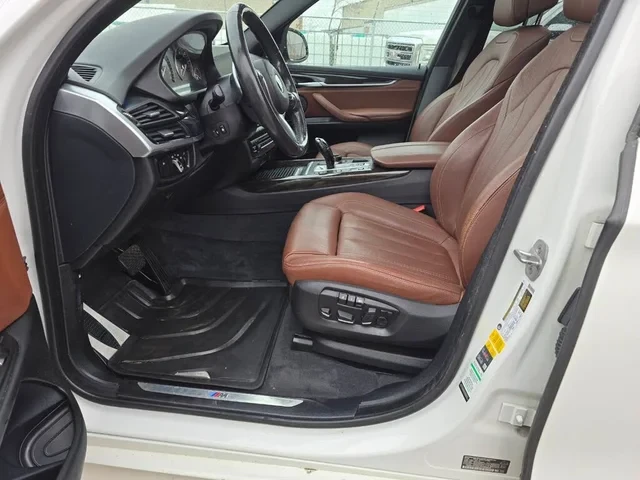 BMW X5 xDrive40e/ iPerformance/ПЪЛНО ОБОРУДBАНЕ/360, снимка 11 - Автомобили и джипове - 54996816