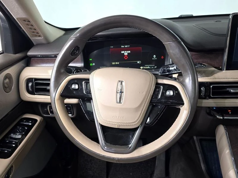 Lincoln Aviator 3.0 C Automatic, снимка 14 - Автомобили и джипове - 55787608