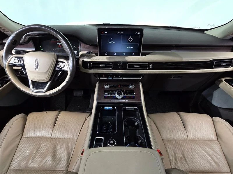 Lincoln Aviator 3.0 C Automatic, снимка 7 - Автомобили и джипове - 55787608